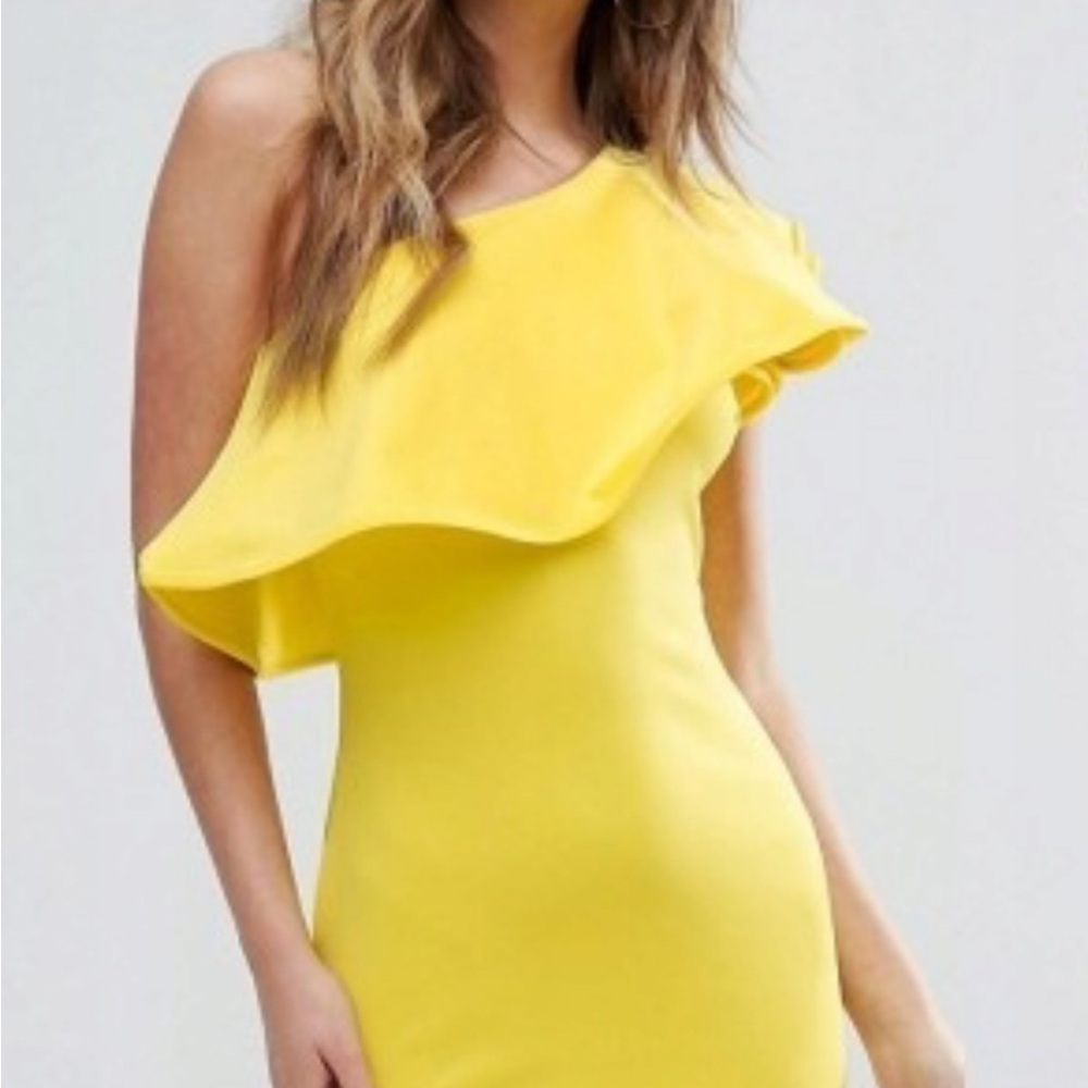Club L Mini Yellow Ruffle Sleeve Dress
